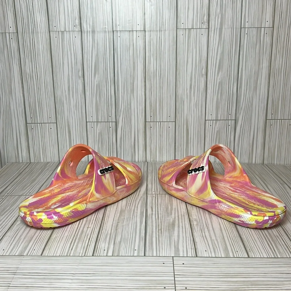 Crocs Women’s Classic Marbled Slides Orange Pink Yellow Sandals Size W 10 M 8 - Picture 4 of 9